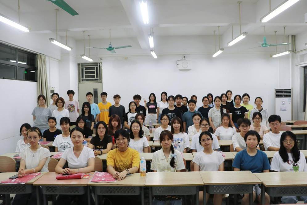 09139628a3b5ce0ea5fef2174af349e